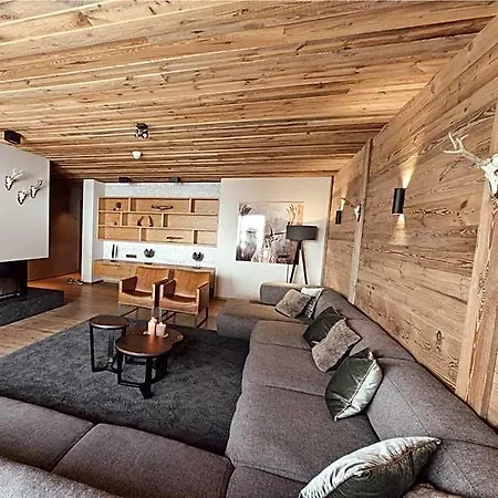 Alpenparks & Arlberg Warth Mit Pool סן אנטון