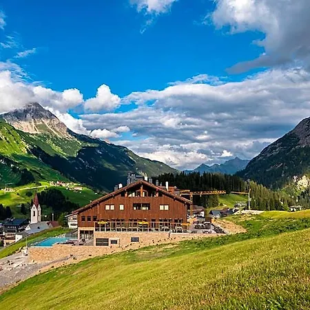Alpenparks & Arlberg Warth Mit Pool