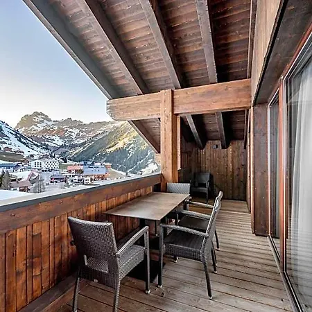 Alpenparks & Arlberg Warth Mit Pool סן אנטון